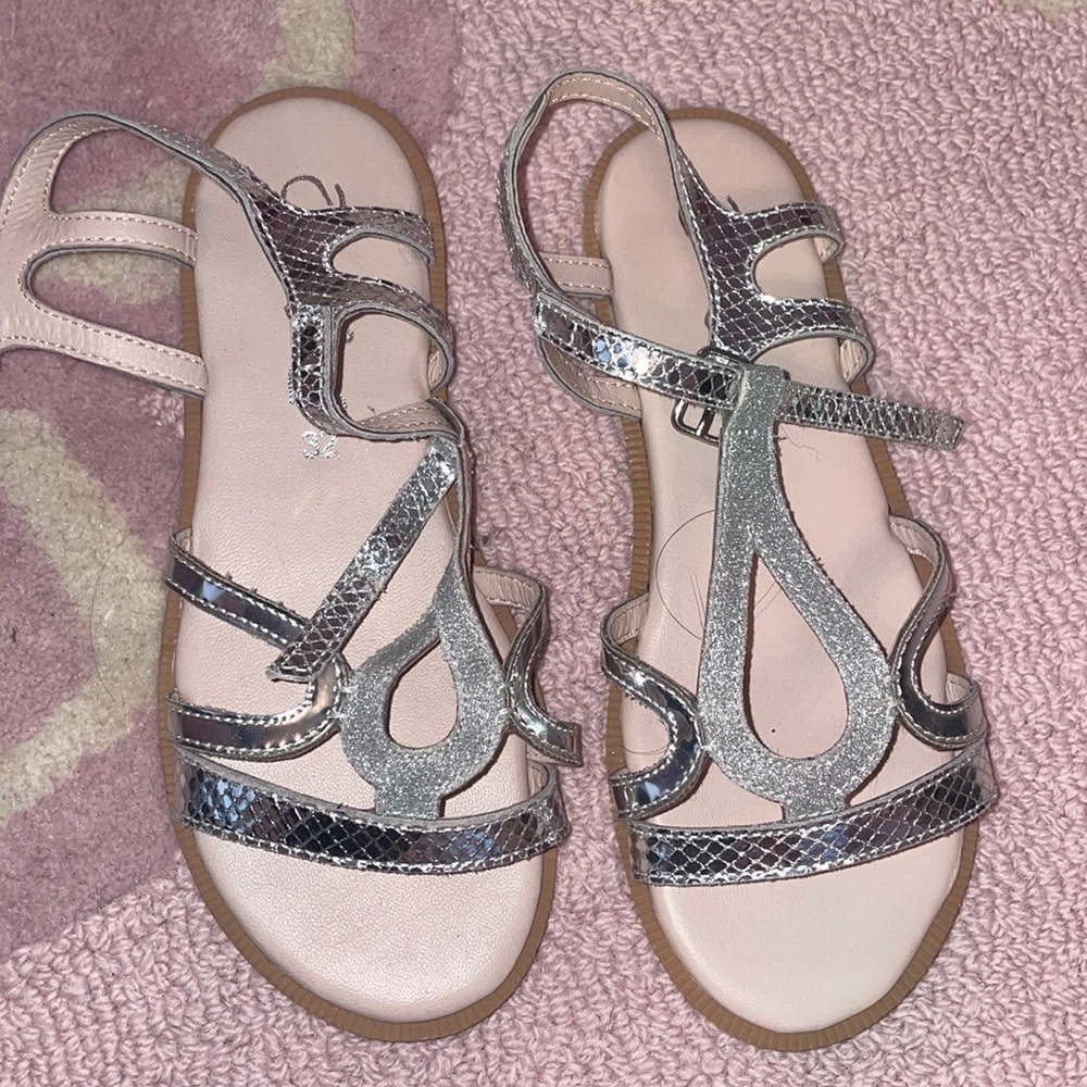 Girls silver sandals